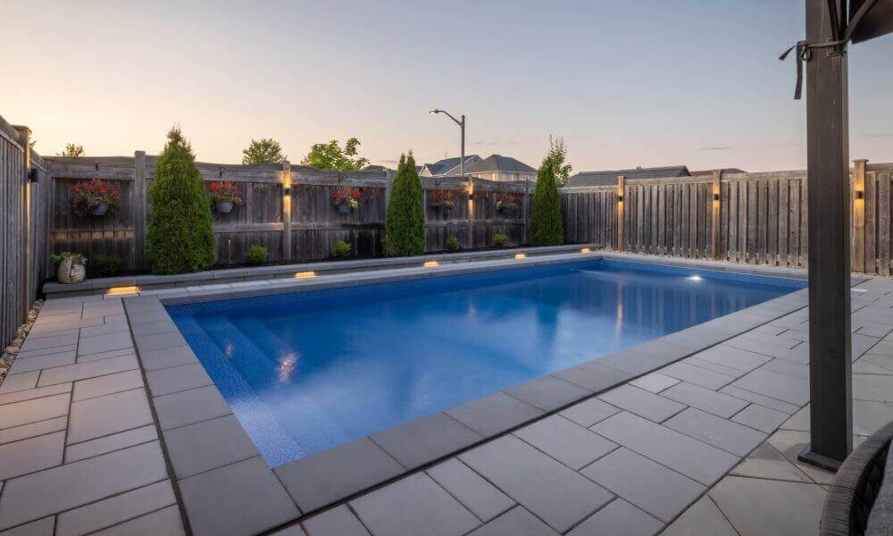 Expert pool tiling services