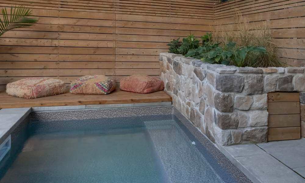 Swimming pool spa experts Toronto GTA